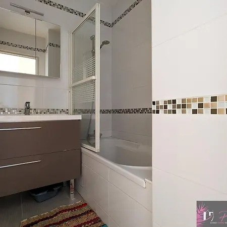 T3, 4 Couchages, Balcon Sud, Proche - Fr-1-825-65 La Rochelle