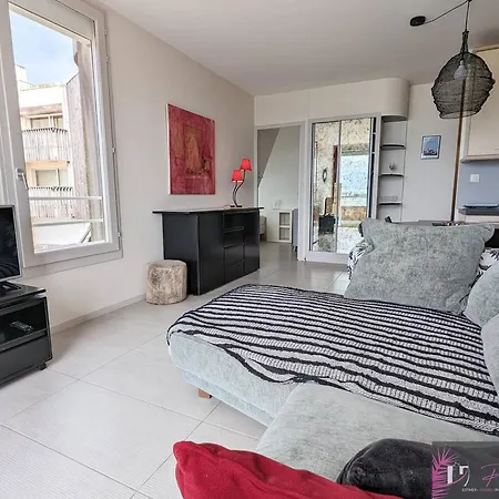 T3, 4 Couchages, Balcon Sud, Proche - Fr-1-825-65 * La Rochelle